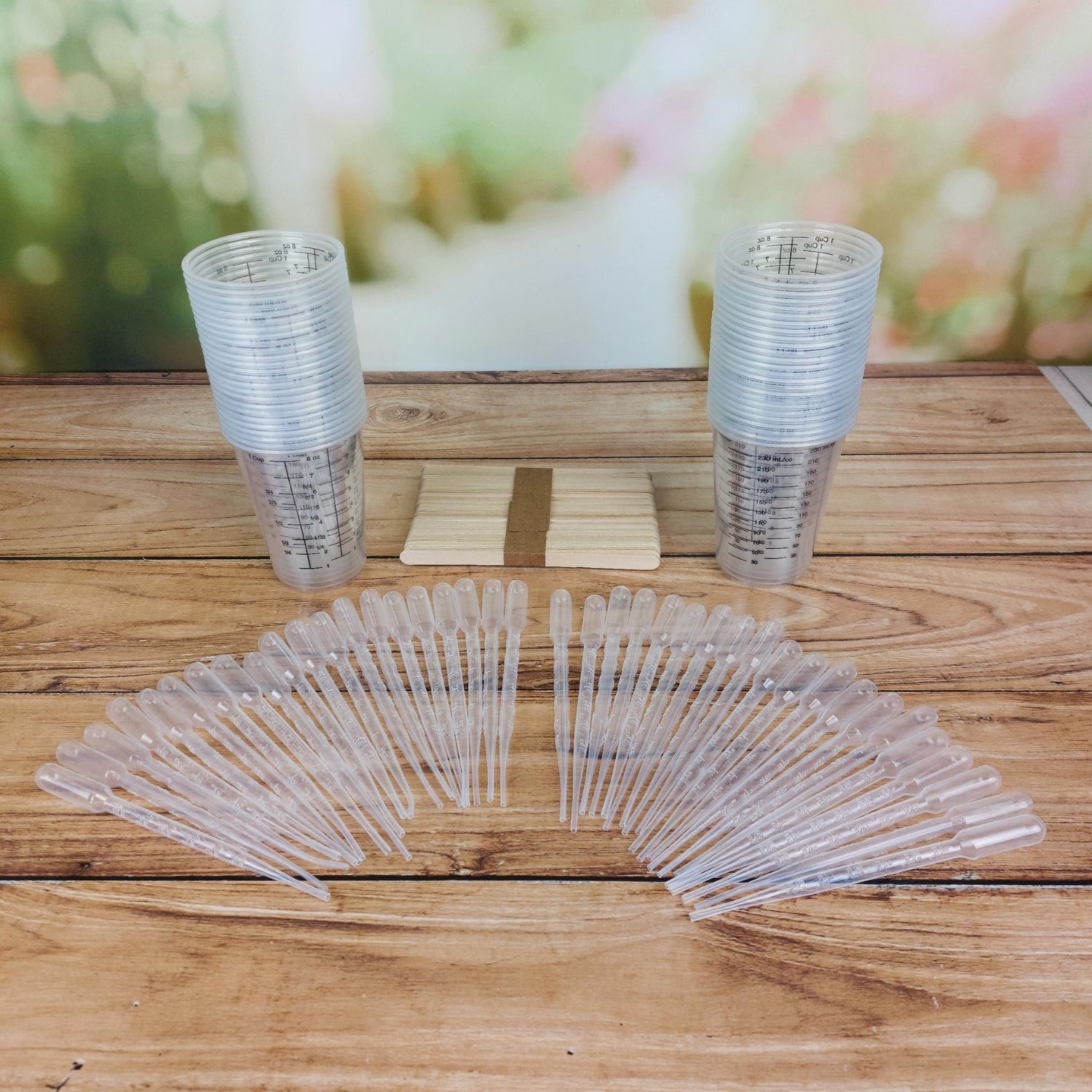 Measuring Cups, Pipettes & Mixing Sticks Bundle