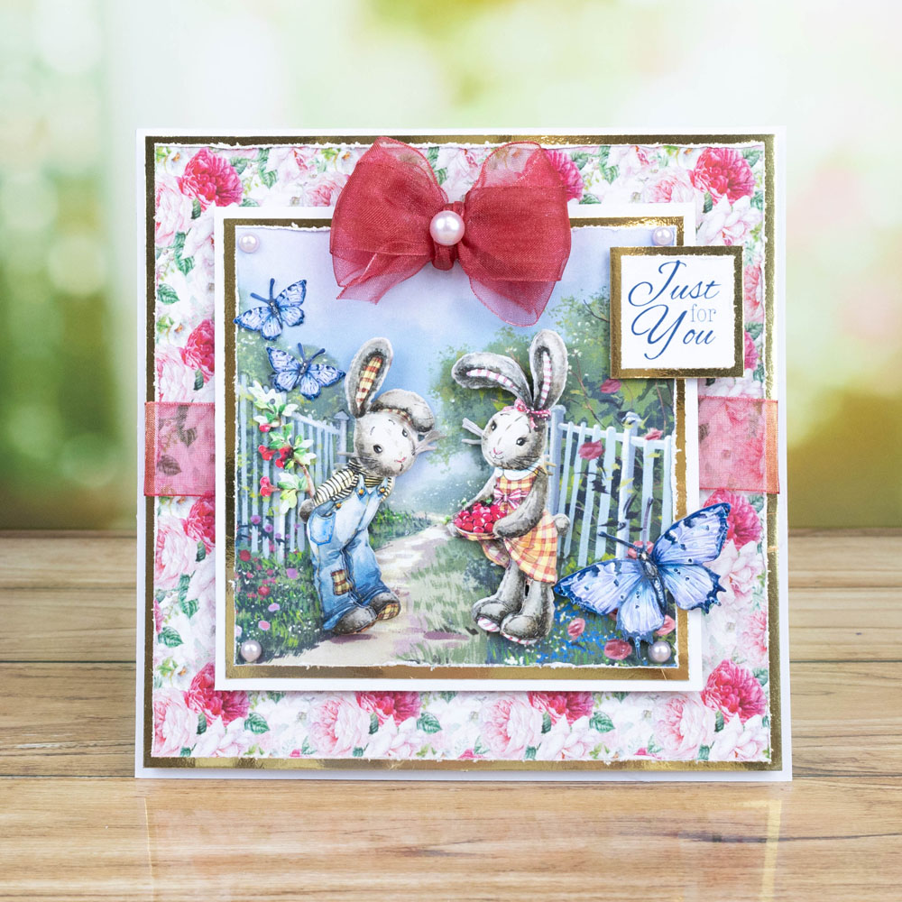 In The Studio Hop & Stitch Die & Artwork Download Bundle - Image 5