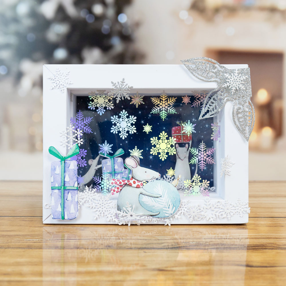 Tattered Lace Frozen Kisses Die Set - Image 8