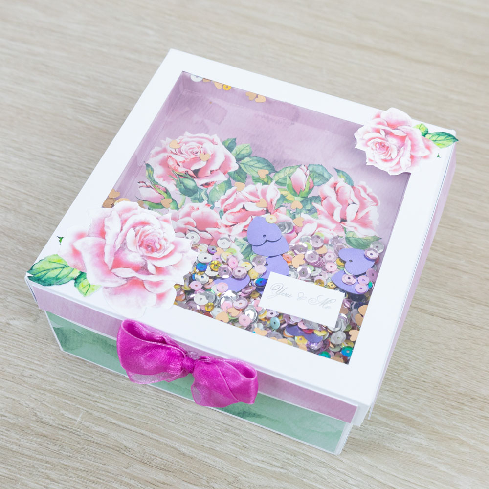 Two Red Robins Flower of the Month USB - Image 9